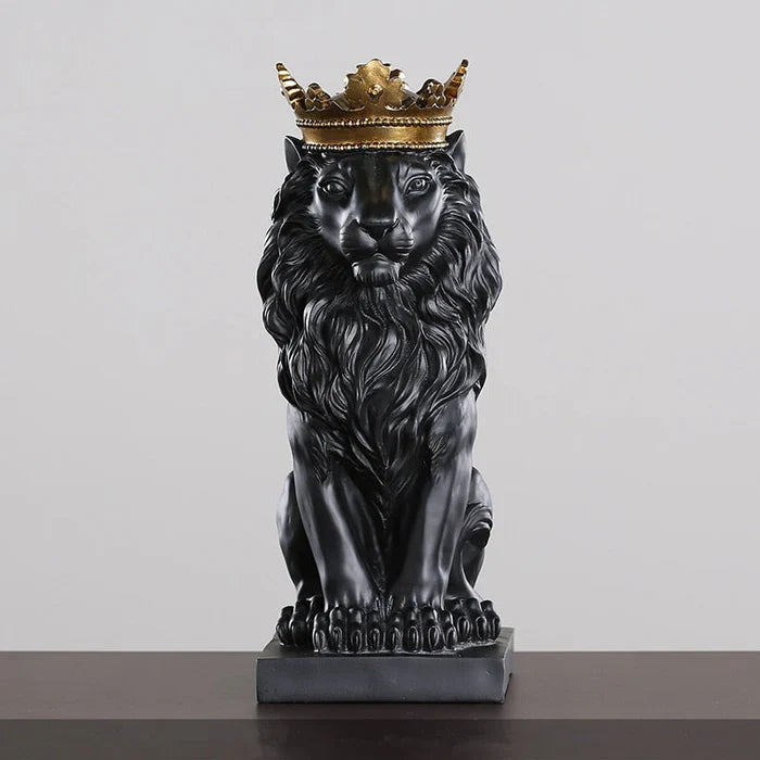 Estatueta Leão Imperador – Poder, Elegância e Presença na Decoração