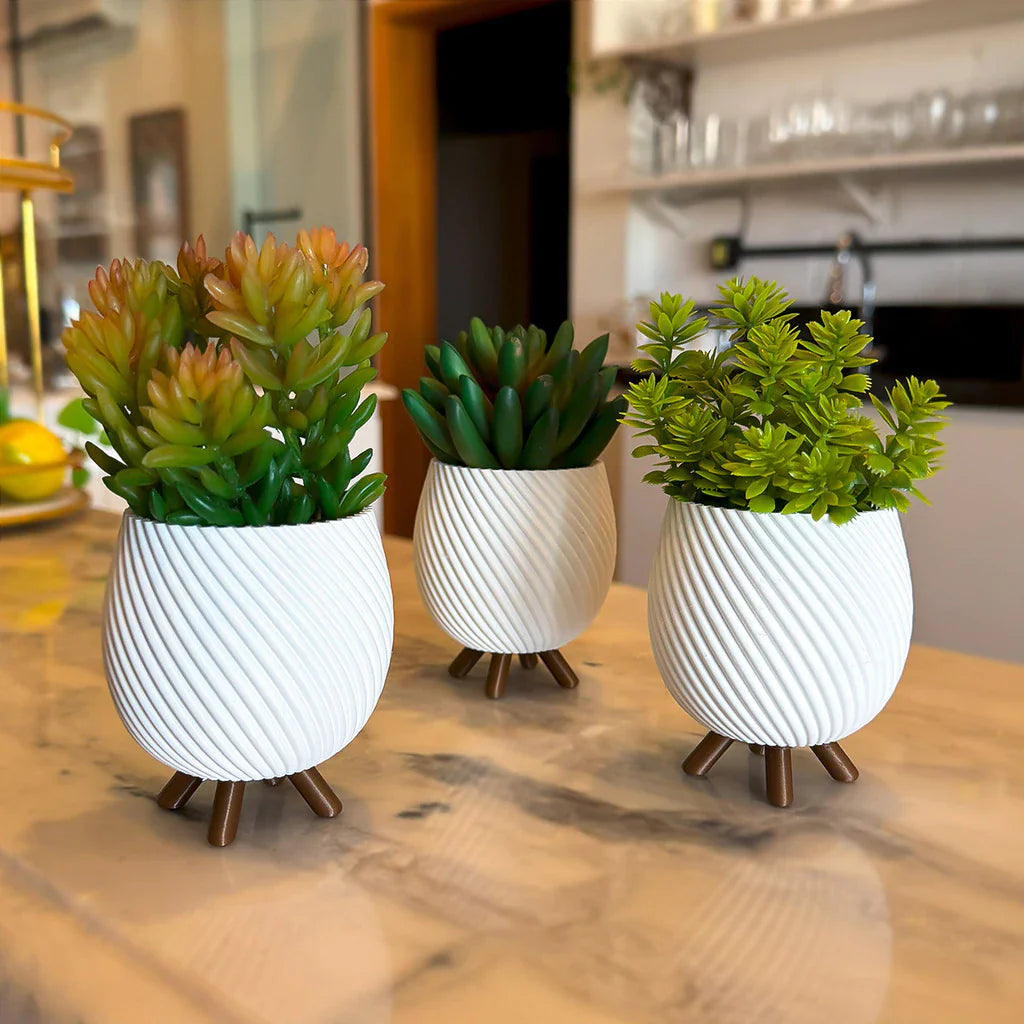 Kit 3 Vasinhos Cachepot Decorativo com Pezinho – Design Minimalista e Sustentável